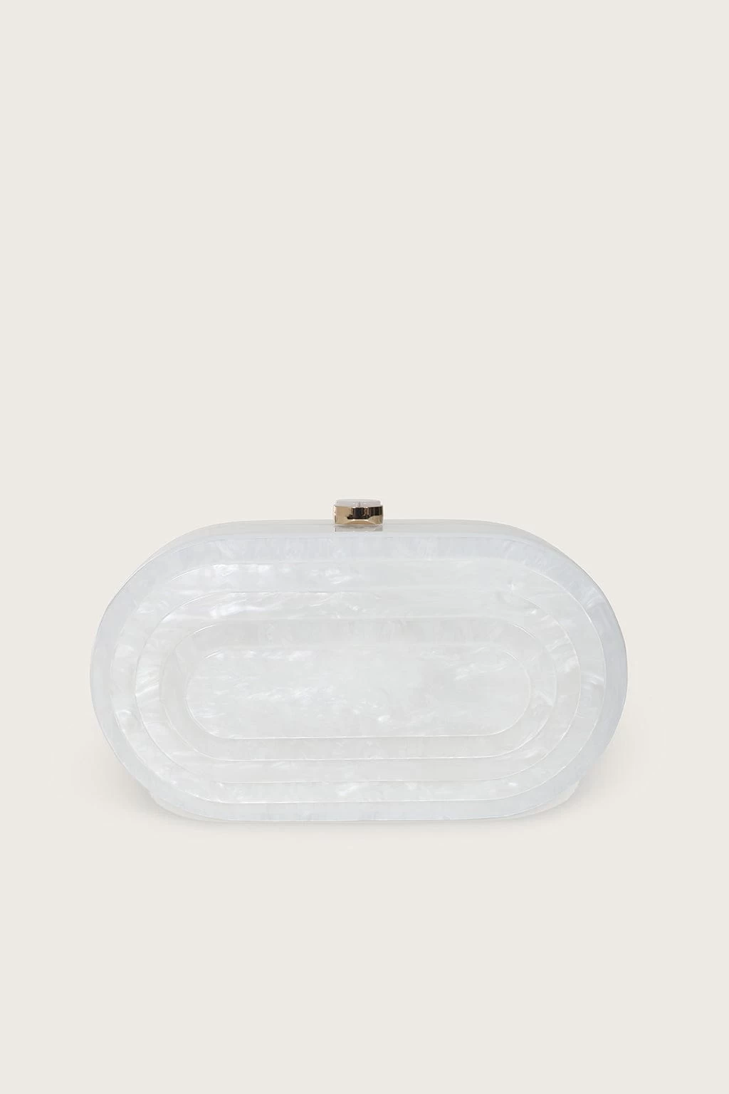 EFFIE Pearlised Shell Clutch In White